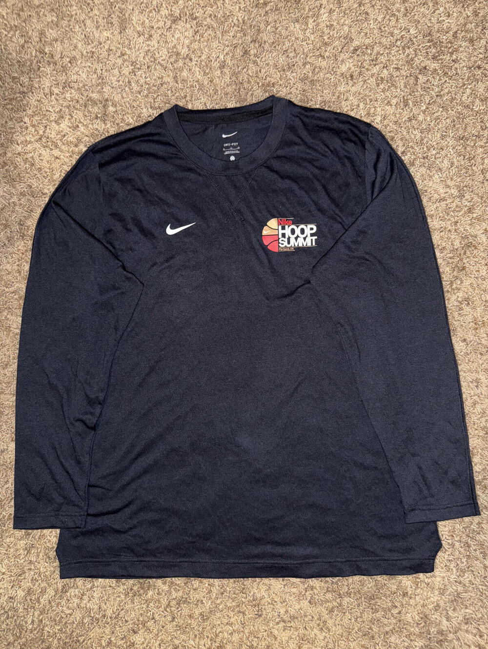 Nike Nike Hoops Summit Black Long Sleeve Graphic Basketball T-Shirt RARE